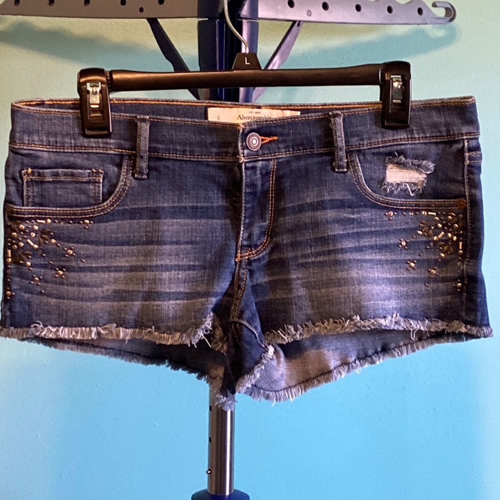 Abercrombie & Fitch 6/28 shorts EUC